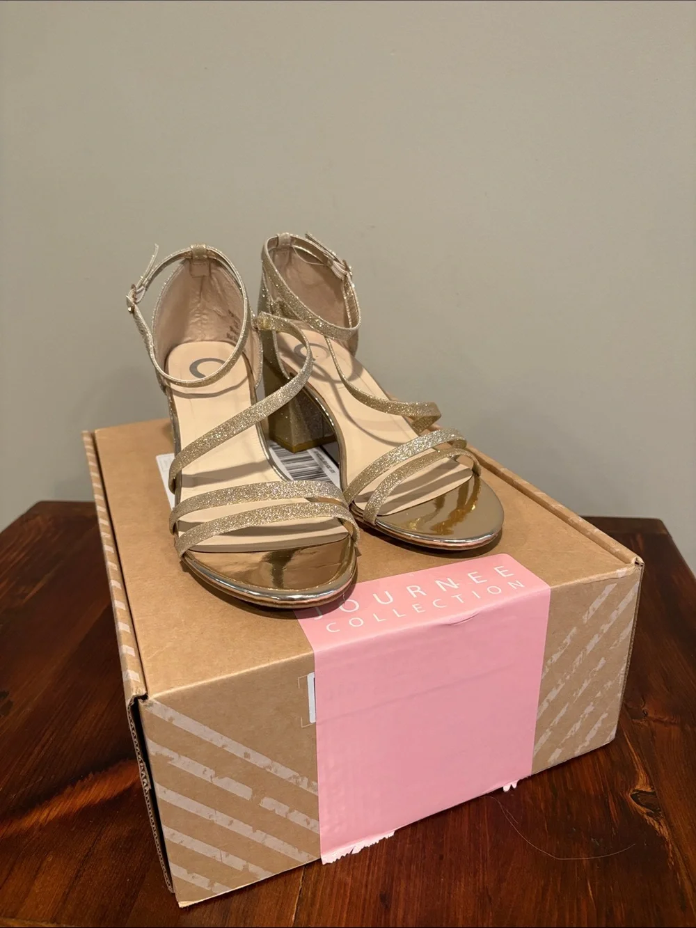 Journee Collection Bella Block Heel Dress Shoes Size 7
